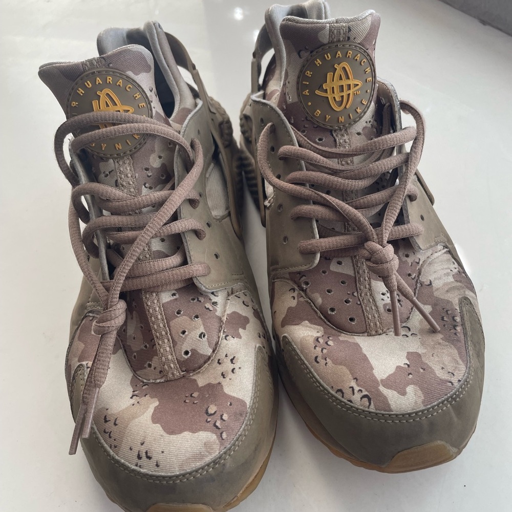 Nike shoes